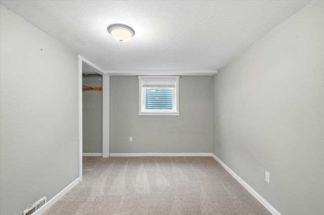 5911 N Braeburn Dr, Spokane, WA 99205