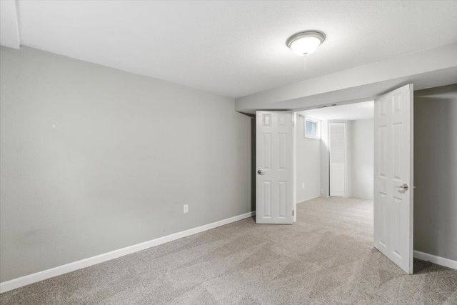 5911 N Braeburn Dr, Spokane, WA 99205