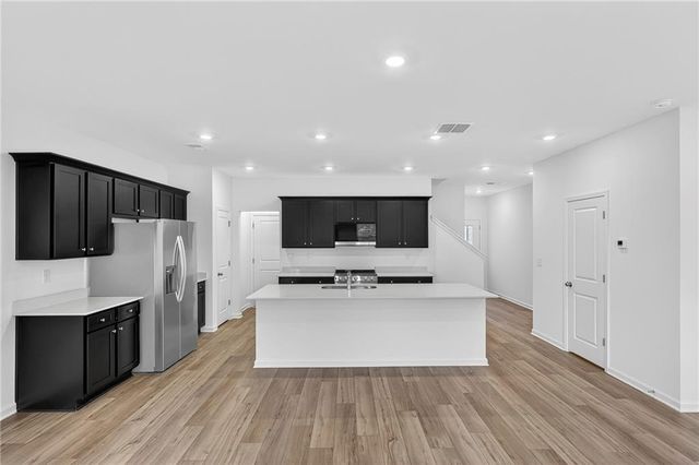 2038 Presley Point, Lawrenceville, GA 30044