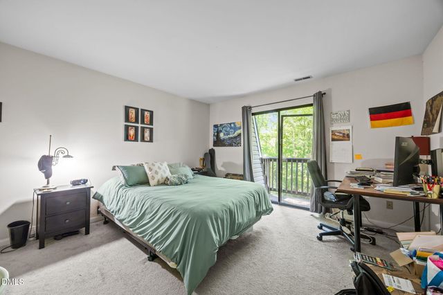 199 Summerwalk Circle, Chapel Hill, NC 27517