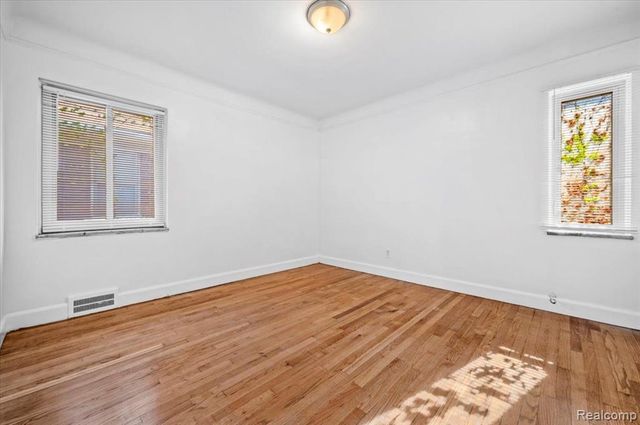 17390 Northlawn Street, Detroit, MI 48221