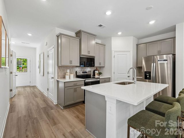 3133 Ophelia Alley, Charlotte, NC 28213