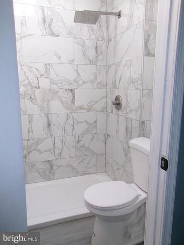 1017 BARKER RD, Sharon Hill, PA 19079