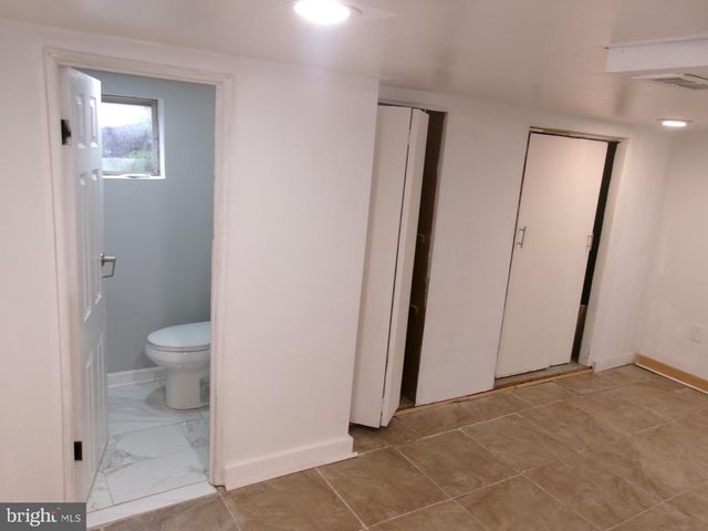 1017 BARKER RD, Sharon Hill, PA 19079