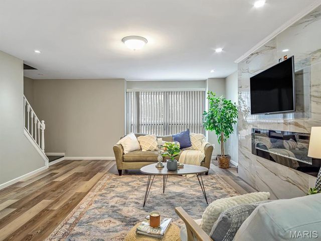 616 Arrowhead Drive, Collinsville, IL 62234