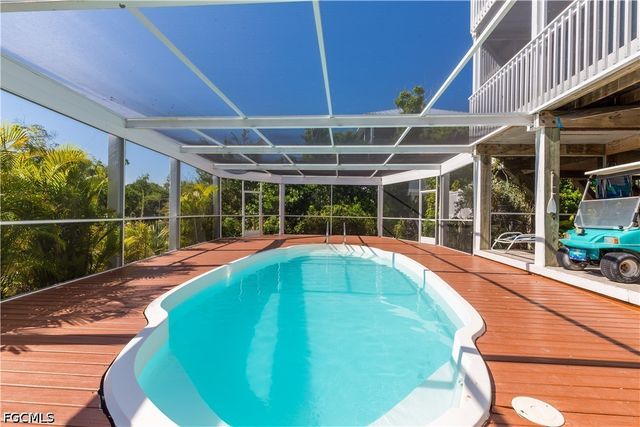 621 Rum RD, Captiva, FL 33924
