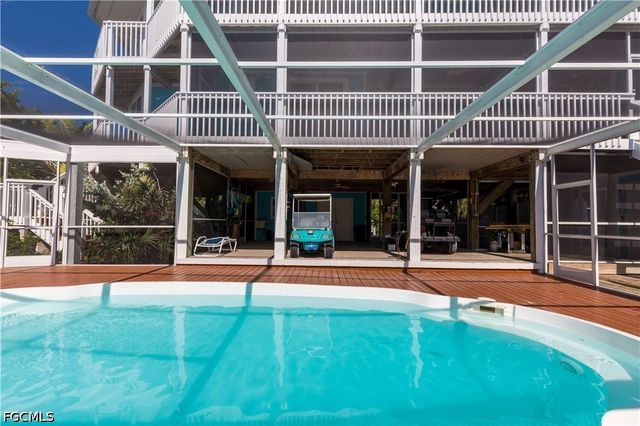 621 Rum RD, Captiva, FL 33924
