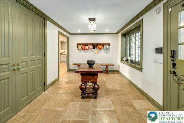 7043 Phillips Mill Road, Solebury, PA 18938