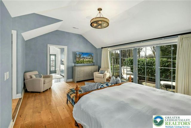 7043 Phillips Mill Road, Solebury, PA 18938