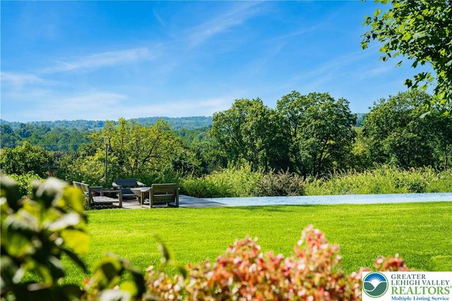 7043 Phillips Mill Road, Solebury, PA 18938