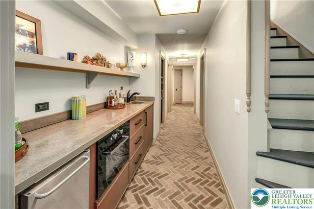 7043 Phillips Mill Road, Solebury, PA 18938