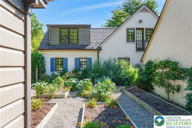 7043 Phillips Mill Road, Solebury, PA 18938