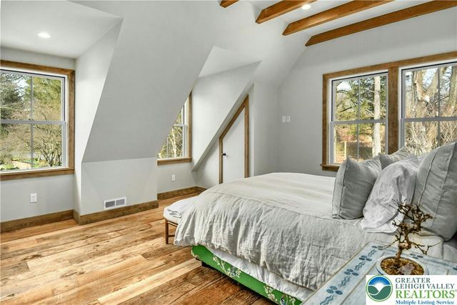 7043 Phillips Mill Road, Solebury, PA 18938