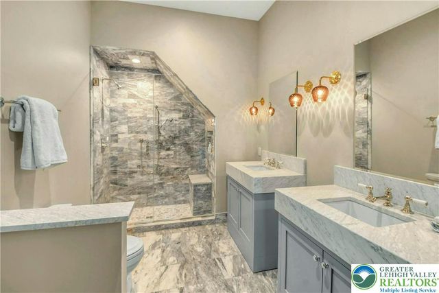 7043 Phillips Mill Road, Solebury, PA 18938