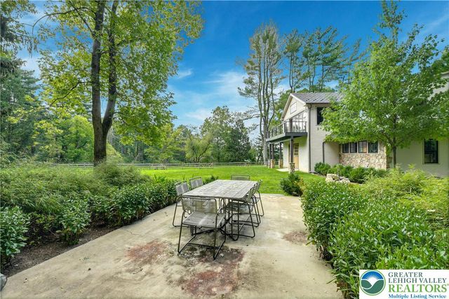 7043 Phillips Mill Road, Solebury, PA 18938