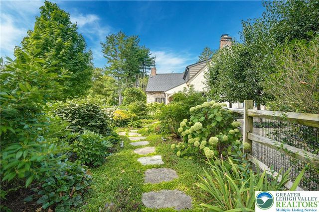 7043 Phillips Mill Road, Solebury, PA 18938