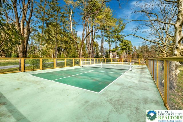 7043 Phillips Mill Road, Solebury, PA 18938