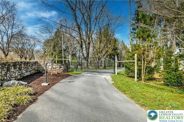 7043 Phillips Mill Road, Solebury, PA 18938