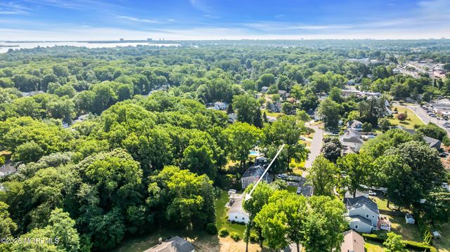 59 Maple Avenue, Little Silver, NJ 07739