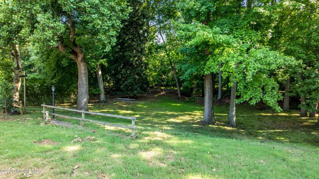 59 Maple Avenue, Little Silver, NJ 07739