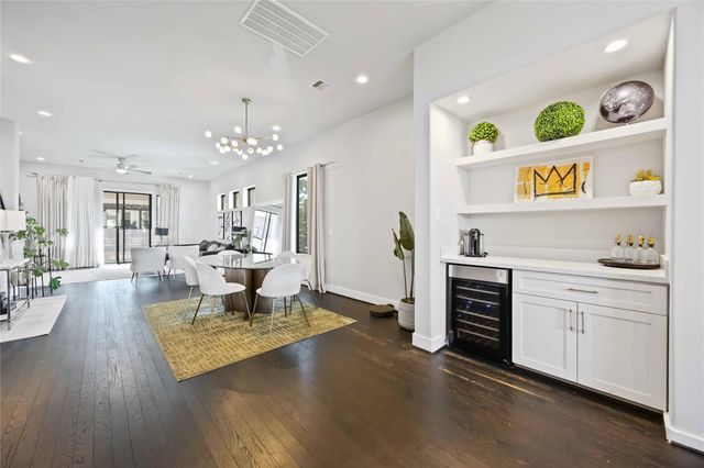 4235 Allen Street, Houston, TX 77007