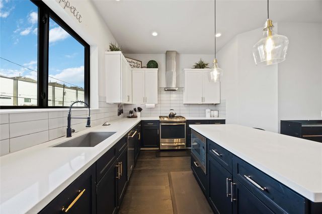 4235 Allen Street, Houston, TX 77007