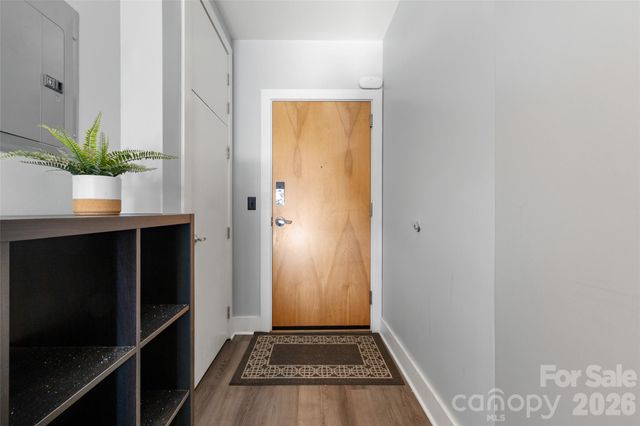 505 E 6th Street 707, Charlotte, NC 28202
