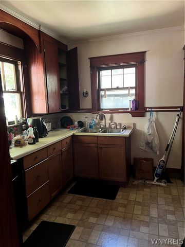 2248 Willow Avenue, Niagara Falls, NY 14305