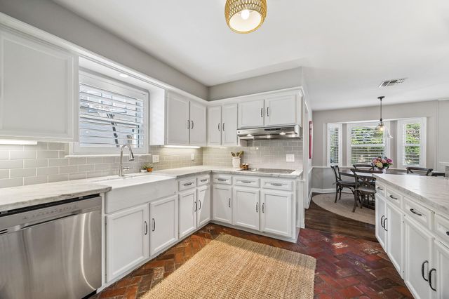 12615 Taylorcrest Road, Houston, TX 77024