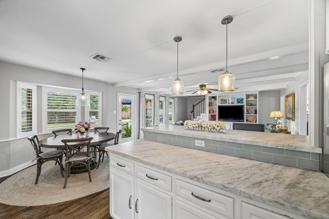 12615 Taylorcrest Road, Houston, TX 77024