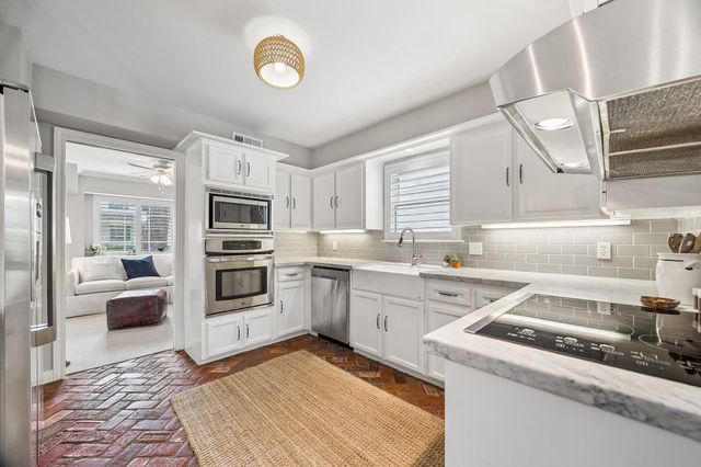 12615 Taylorcrest Road, Houston, TX 77024