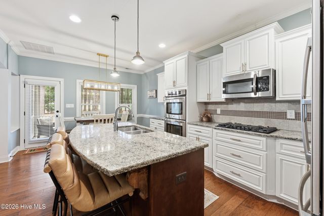 21 Deacon Palmer Drive, Southern Pines, NC 28387