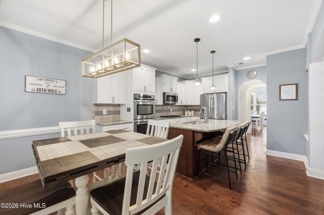 21 Deacon Palmer Drive, Southern Pines, NC 28387