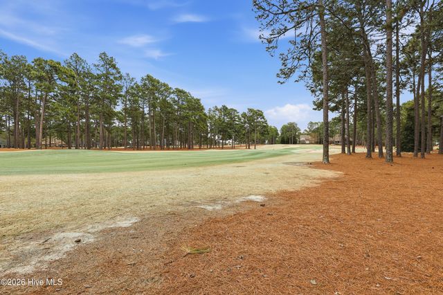 21 Deacon Palmer Drive, Southern Pines, NC 28387