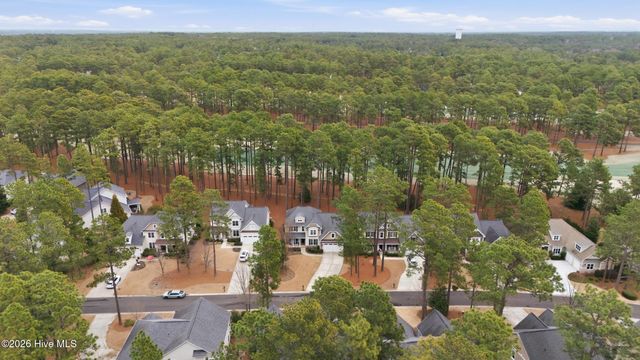 21 Deacon Palmer Drive, Southern Pines, NC 28387