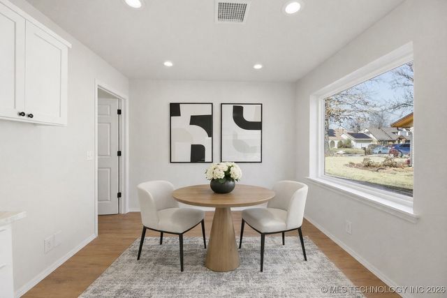 1213 S Oak Avenue, Broken Arrow, OK 74012