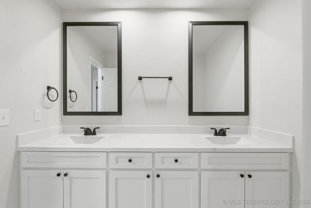 1213 S Oak Avenue, Broken Arrow, OK 74012