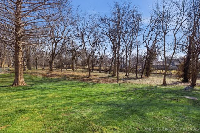 1213 S Oak Avenue, Broken Arrow, OK 74012