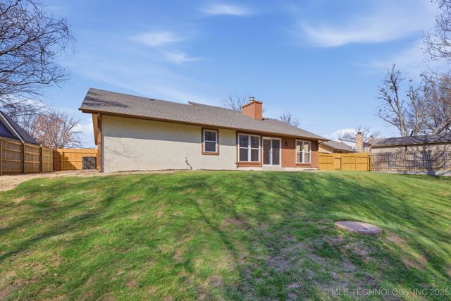 1213 S Oak Avenue, Broken Arrow, OK 74012