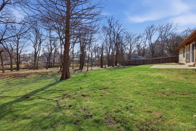 1213 S Oak Avenue, Broken Arrow, OK 74012