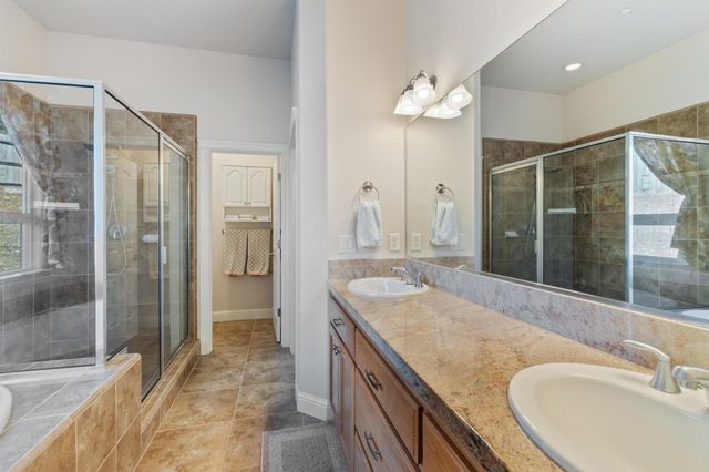 2030 Hedgerow Avenue, Redding, CA 96003