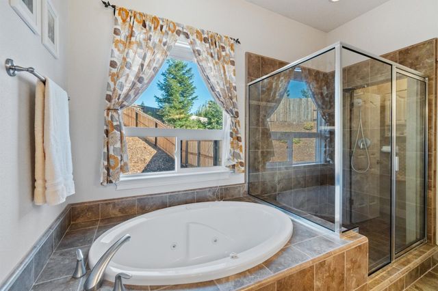 2030 Hedgerow Avenue, Redding, CA 96003