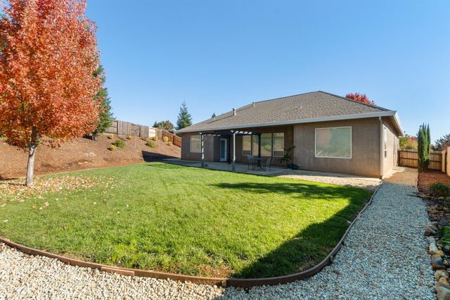 2030 Hedgerow Avenue, Redding, CA 96003