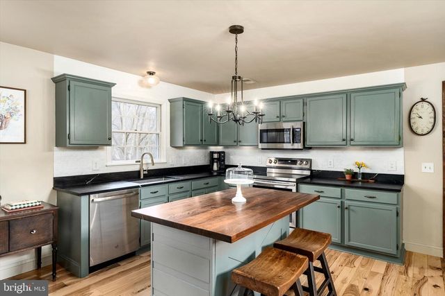 38 CRANBERRY CANNERS RD, New Egypt, NJ 08533