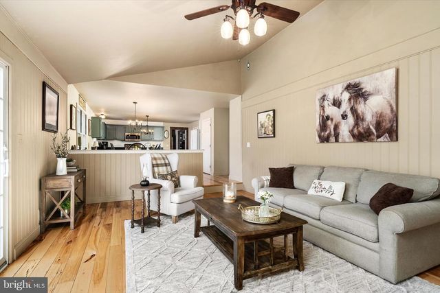 38 CRANBERRY CANNERS RD, New Egypt, NJ 08533