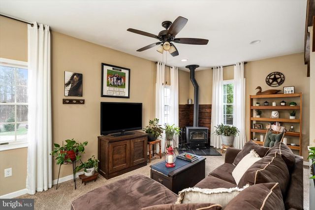 38 CRANBERRY CANNERS RD, New Egypt, NJ 08533