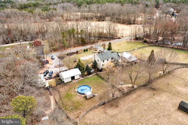38 CRANBERRY CANNERS RD, New Egypt, NJ 08533