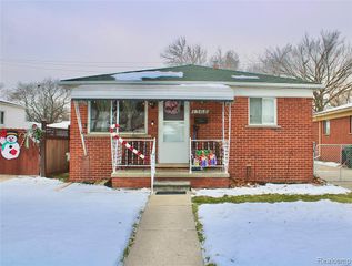 1368 Wilson Avenue, Lincoln Park, MI 48146