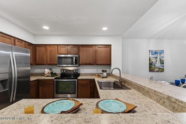 3828 MILLPOINT Drive, Jacksonville, FL 32257