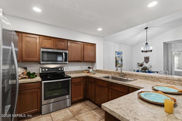 3828 MILLPOINT Drive, Jacksonville, FL 32257